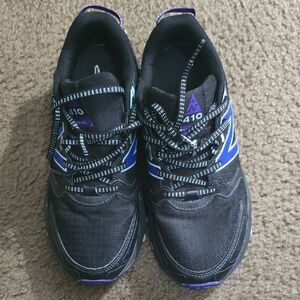 New Balance Black and Blue Sneakers with Textured Sole